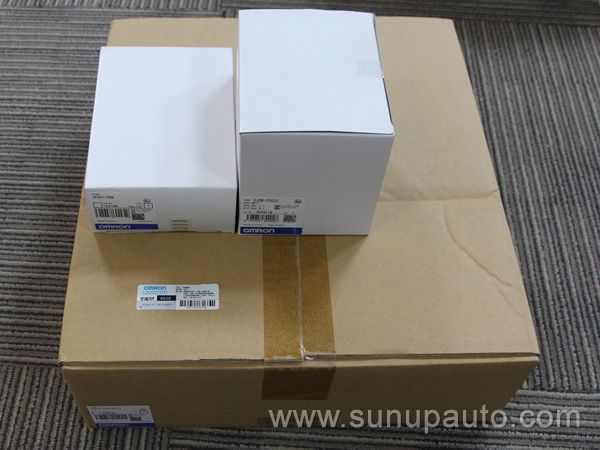 Spot sales Omron NS10-TV01B-V2 Programmable Terminals, CJ2M-CPU33 CPU Units, W4S1-03B Switching Hub.