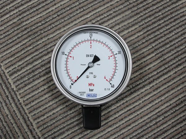 WIKA 232.50.100 16bar/MPa 1/2 NPT and 232.50.100 40bar/MPa 1/2NPT pressure gauge